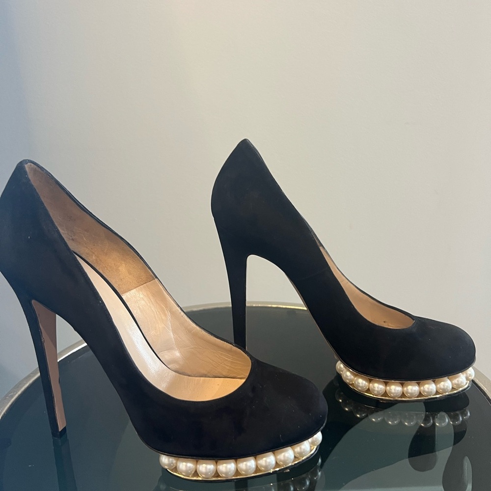 Nicholas Kirkwood size 40 high heels.